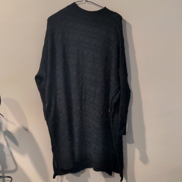 0xl Shein poncho sweater with sleeves - Picture 1 of 4